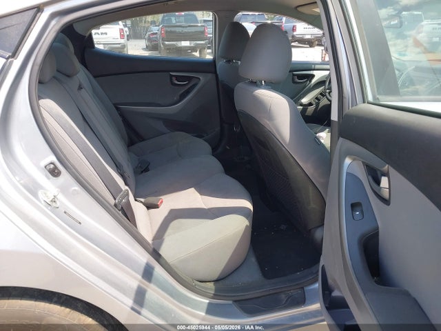 Продаж на аукціоні авто 2015 Hyundai Elantra Se, vin: 5NPDH4AE0FH565100, номер лоту: 45025944