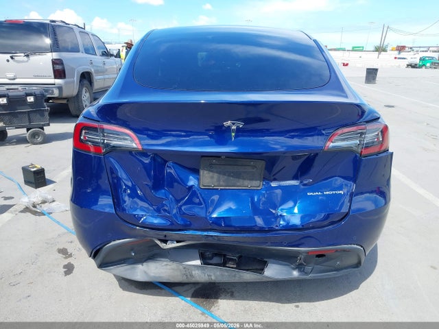 Продаж на аукціоні авто 2021 Tesla Model Y Long Range Dual Motor All-wheel Drive, vin: 5YJYGAEE3MF201228, номер лоту: 45025949