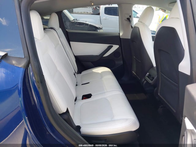 Продаж на аукціоні авто 2021 Tesla Model Y Long Range Dual Motor All-wheel Drive, vin: 5YJYGAEE3MF201228, номер лоту: 45025949