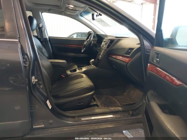 2011 Subaru Outback 2.5i Limited მანქანა იყიდება აუქციონზე, vin: 4S4BRBKC7B3446127, აუქციონის ნომერი: 45025953