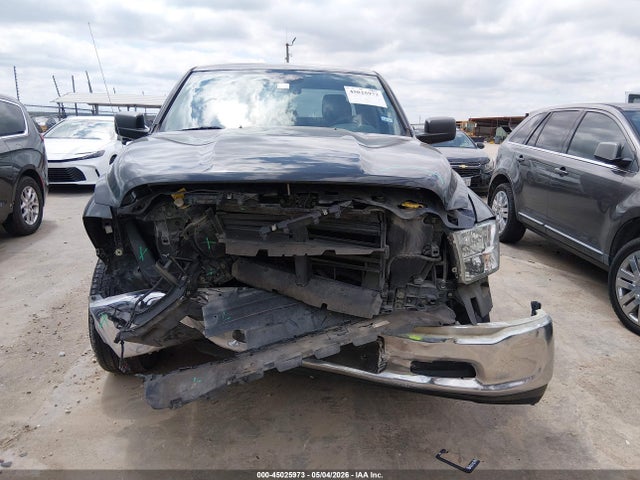 45025973 :رقم المزاد ، 1C6RR6FG8JS166218 vin ، 2018 Ram 1500 Tradesman  4x2 6'4 Box مزاد بيع