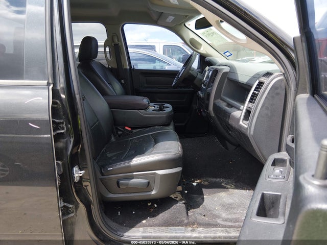 45025973 :رقم المزاد ، 1C6RR6FG8JS166218 vin ، 2018 Ram 1500 Tradesman  4x2 6'4 Box مزاد بيع