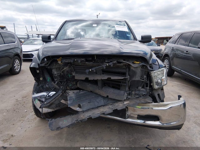 45025973 :رقم المزاد ، 1C6RR6FG8JS166218 vin ، 2018 Ram 1500 Tradesman  4x2 6'4 Box مزاد بيع
