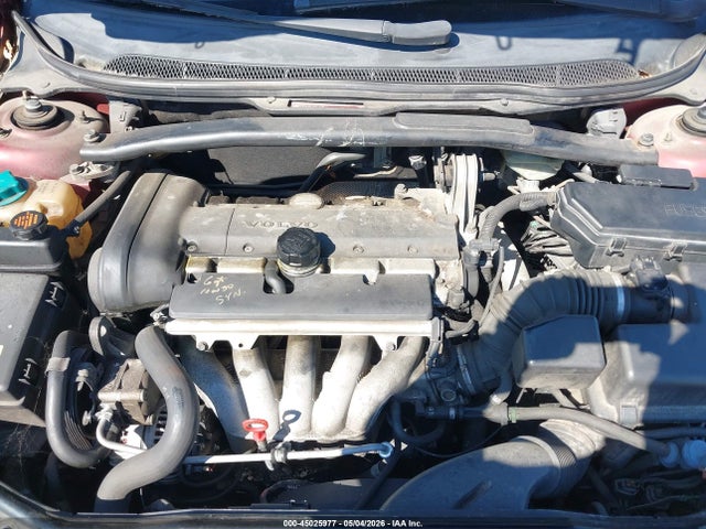 2004 Volvo V70 2.4 მანქანა იყიდება აუქციონზე, vin: YV1SW61T642425200, აუქციონის ნომერი: 45025977