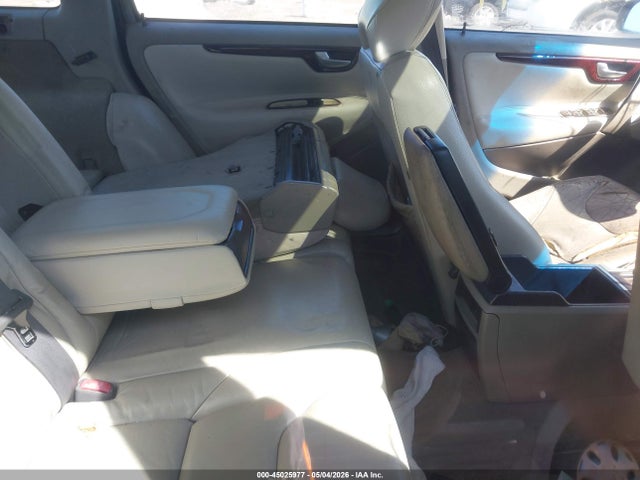 2004 Volvo V70 2.4 მანქანა იყიდება აუქციონზე, vin: YV1SW61T642425200, აუქციონის ნომერი: 45025977