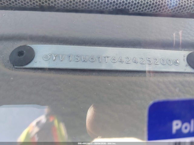 2004 Volvo V70 2.4 მანქანა იყიდება აუქციონზე, vin: YV1SW61T642425200, აუქციონის ნომერი: 45025977
