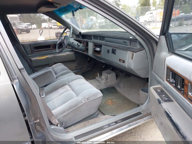 45025986 :رقم المزاد ، 1G6CD5152K4331492 vin ، 1989 Cadillac Deville مزاد بيع