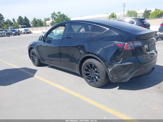 45026026 :رقم المزاد ، 7SAYGAEE1NF387744 vin ، 2022 Tesla Model Y Long Range Dual Motor All-wheel Drive مزاد بيع