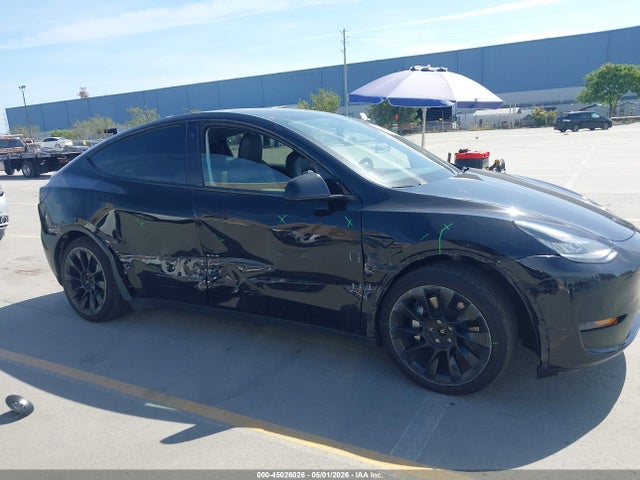 45026026 :رقم المزاد ، 7SAYGAEE1NF387744 vin ، 2022 Tesla Model Y Long Range Dual Motor All-wheel Drive مزاد بيع