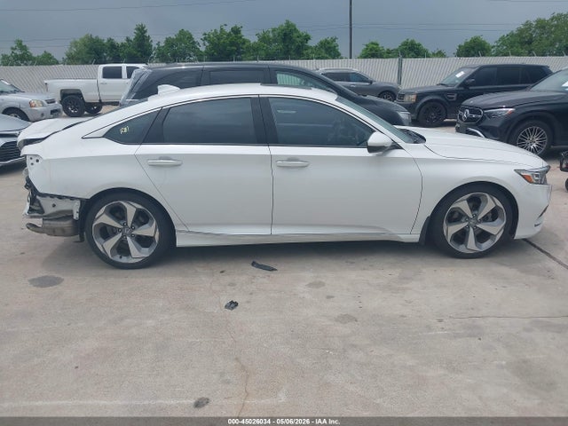 1HGCV1F99JA042402 Honda Accord Touring