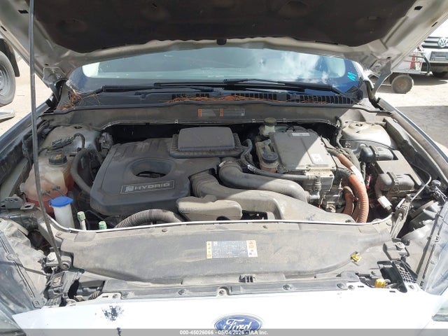 3FA6P0LU7HR232732 Ford Fusion Hybrid Se
