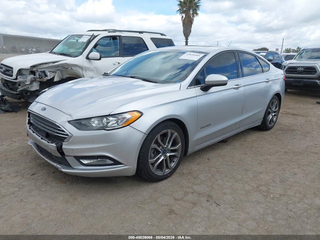 3FA6P0LU7HR232732 Ford Fusion Hybrid Se