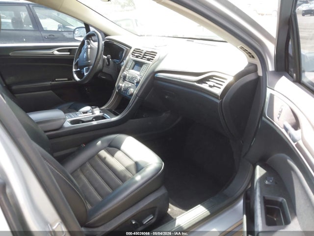 3FA6P0LU7HR232732 Ford Fusion Hybrid Se