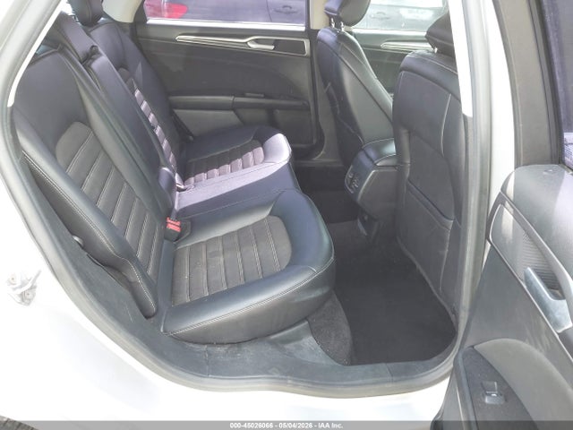 3FA6P0LU7HR232732 Ford Fusion Hybrid Se