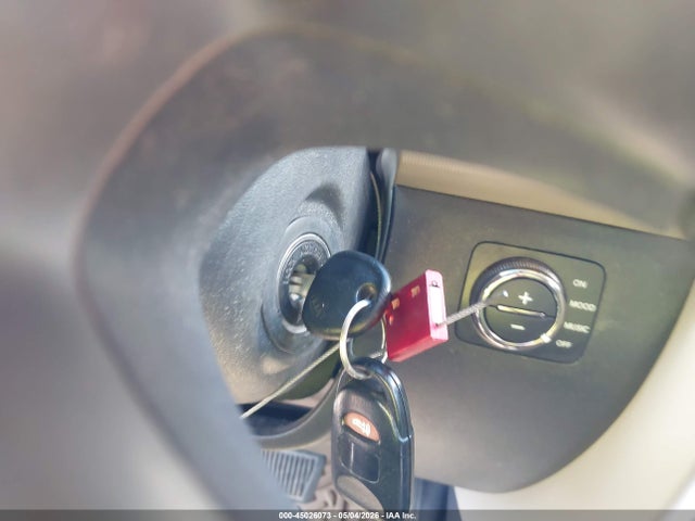 Продажа на аукционе авто 2010 Kia Soul !, vin: KNDJT2A28A7160370, номер лота: 45026073