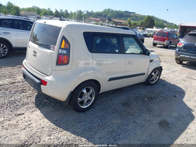 Продажа на аукционе авто 2010 Kia Soul !, vin: KNDJT2A28A7160370, номер лота: 45026073