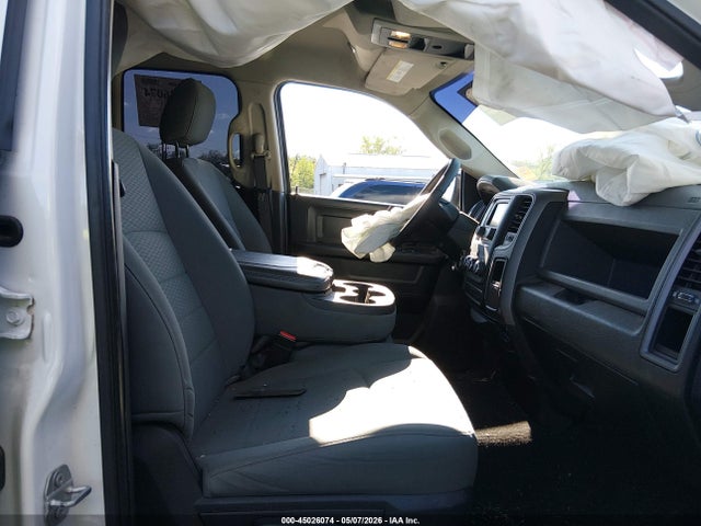 Продажа на аукционе авто 2019 Ram 1500 Classic Express  4x4 6'4 Box, vin: 1C6RR7FG3KS553914, номер лота: 45026074