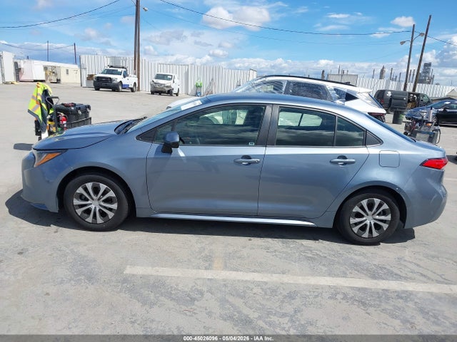 JTDEAMDE7NJ041775 Toyota Corolla Hybrid Le