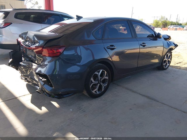 2019 Kia Forte Lxs მანქანა იყიდება აუქციონზე, vin: 3KPF24AD3KE014546, აუქციონის ნომერი: 45026097