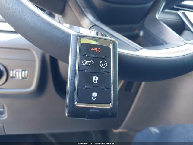 Продаж на аукціоні авто 2023 Jeep Grand Cherokee L Limited 4x4, vin: 1C4RJKBGXP8102296, номер лоту: 45026119
