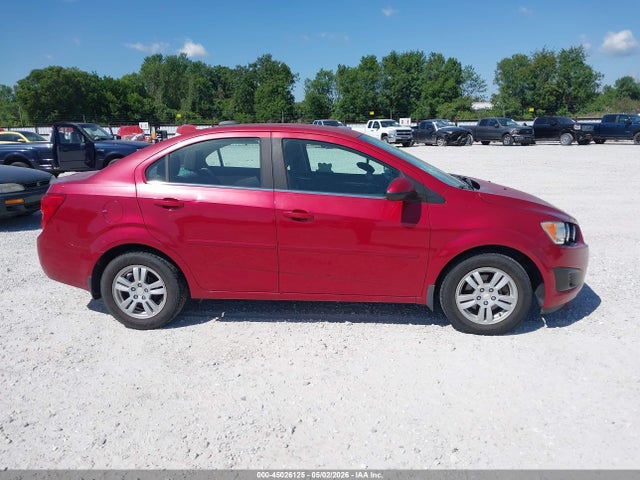 1G1JC5SB8F4127077 Chevrolet Sonic Lt Auto