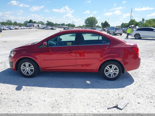 Chevrolet Sonic Lt Auto 2015 1G1JC5SB8F4127077 Image 14