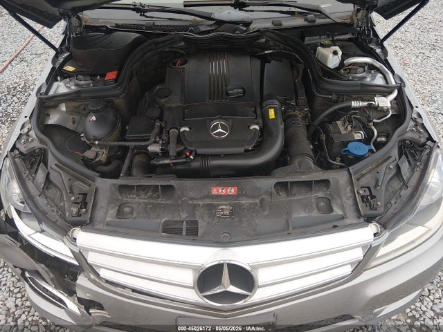Продажа на аукционе авто 2013 Mercedes-benz C 250 Sport, vin: WDDGF4HB6DR266012, номер лота: 45026172