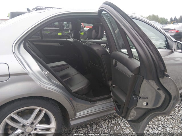 Продажа на аукционе авто 2013 Mercedes-benz C 250 Sport, vin: WDDGF4HB6DR266012, номер лота: 45026172