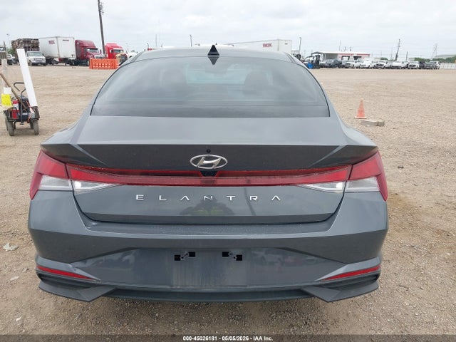 45026181 :رقم المزاد ، KMHLM4AG7PU587123 vin ، 2023 Hyundai Elantra Sel مزاد بيع