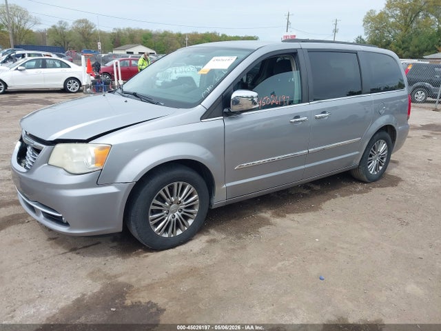 2013 Chrysler Town & Country Touring-l მანქანა იყიდება აუქციონზე, vin: 2C4RC1CG2DR709327, აუქციონის ნომერი: 45026197