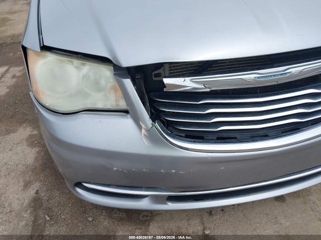 2013 Chrysler Town & Country Touring-l მანქანა იყიდება აუქციონზე, vin: 2C4RC1CG2DR709327, აუქციონის ნომერი: 45026197