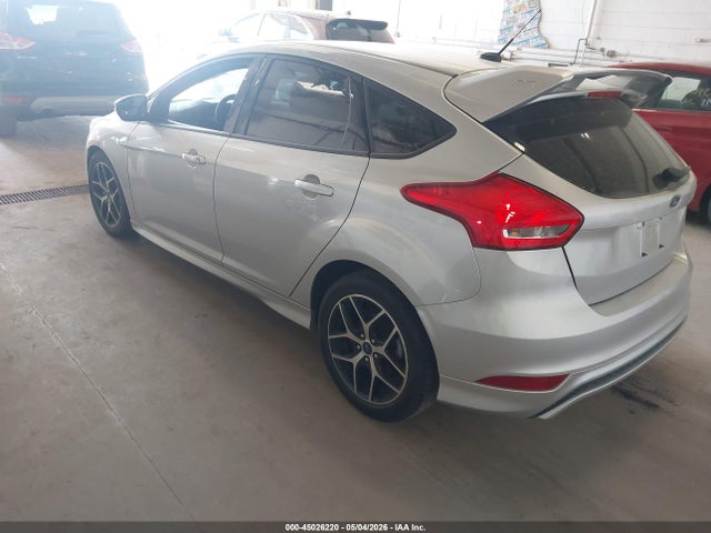 2016 Ford Focus Se მანქანა იყიდება აუქციონზე, vin: 1FADP3K26GL310360, აუქციონის ნომერი: 45026220
