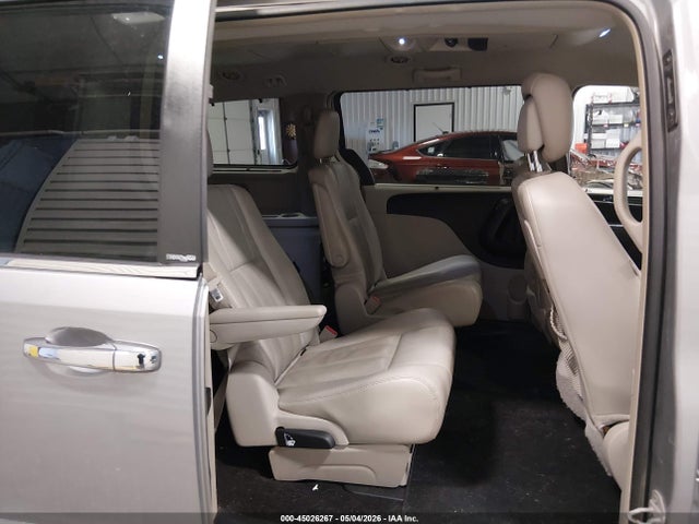 2013 Chrysler Town & Country Touring-l მანქანა იყიდება აუქციონზე, vin: 2C4RC1CG6DR806174, აუქციონის ნომერი: 45026267
