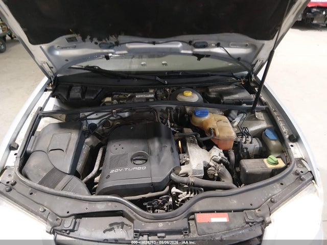 45026283 :رقم المزاد ، WVWNA63B5XE424466 vin ، 1999 Volkswagen Passat Gls مزاد بيع