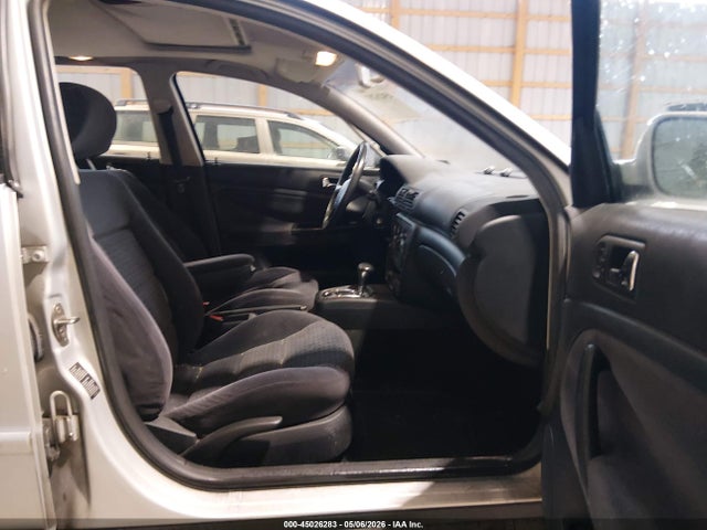 45026283 :رقم المزاد ، WVWNA63B5XE424466 vin ، 1999 Volkswagen Passat Gls مزاد بيع
