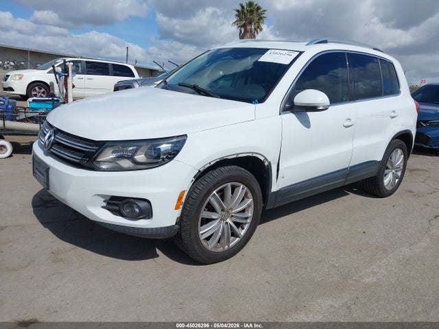 45026296 :رقم المزاد ، WVGBV7AX0GW533936 vin ، 2016 Volkswagen Tiguan Se مزاد بيع