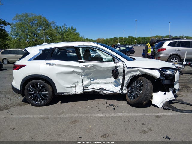 45026308 :رقم المزاد ، 3PCAJ5BB8MF111254 vin ، 2021 Infiniti Qx50 Luxe Awd مزاد بيع