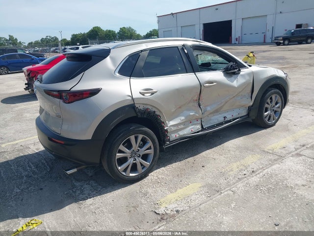 45026311 :رقم المزاد ، 3MVDMBBL3NM415468 vin ، 2022 Mazda Cx-30 Select مزاد بيع