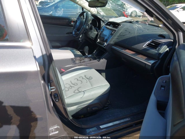2018 Subaru Outback 2.5i Limited მანქანა იყიდება აუქციონზე, vin: 4S4BSANC1J3322301, აუქციონის ნომერი: 45026336