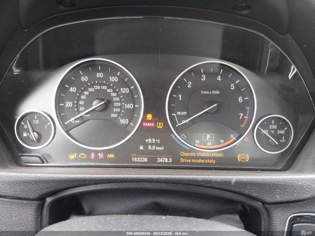 45026348 :رقم المزاد ، WBA3B5G55FNS13119 vin ، 2015 Bmw 328i Xdrive مزاد بيع