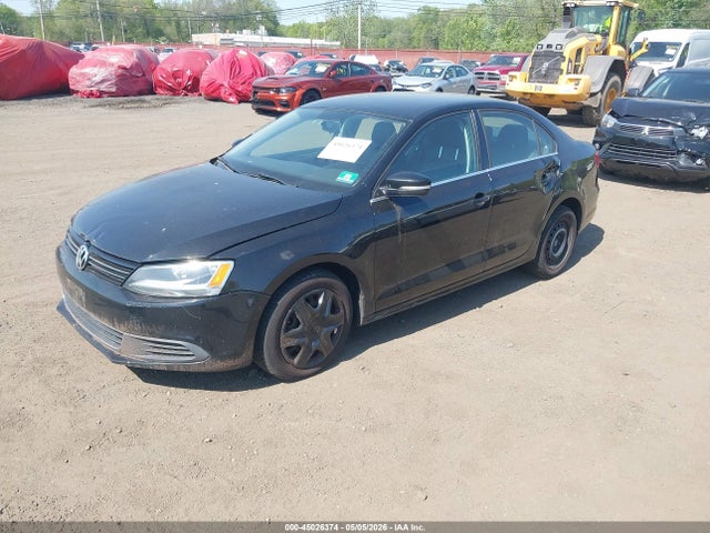 45026374 :رقم المزاد ، 3VWDP7AJ0DM385699 vin ، 2013 Volkswagen Jetta 2.5l Se مزاد بيع