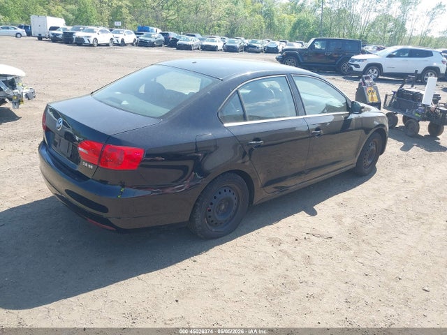 45026374 :رقم المزاد ، 3VWDP7AJ0DM385699 vin ، 2013 Volkswagen Jetta 2.5l Se مزاد بيع