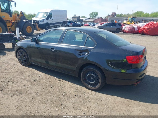 45026374 :رقم المزاد ، 3VWDP7AJ0DM385699 vin ، 2013 Volkswagen Jetta 2.5l Se مزاد بيع