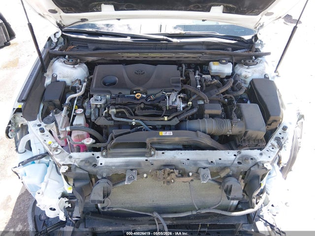 4T1B21HK2JU009237 Toyota Camry Hybrid Xle