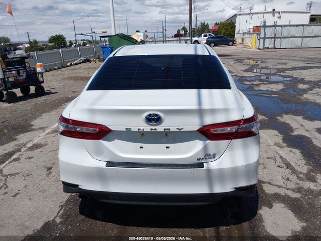 4T1B21HK2JU009237 Toyota Camry Hybrid Xle