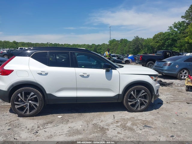 Auction sale of the 2019 Volvo Xc40 T5 R-design, vin: YV4162UM9K2075490, lot number: 45026464