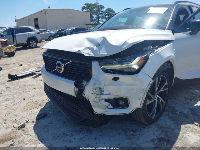Auction sale of the 2019 Volvo Xc40 T5 R-design, vin: YV4162UM9K2075490, lot number: 45026464