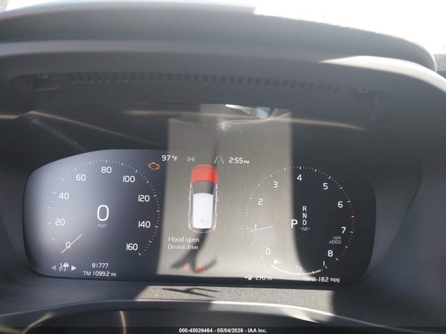 Auction sale of the 2019 Volvo Xc40 T5 R-design, vin: YV4162UM9K2075490, lot number: 45026464