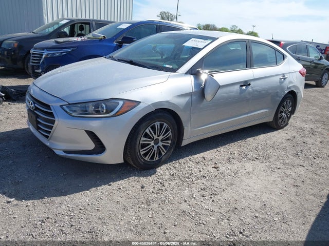 Продажа на аукционе авто 2018 Hyundai Elantra Se, vin: 5NPD74LF2JH334961, номер лота: 45026491