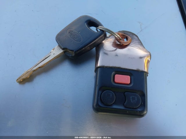 Продажа на аукционе авто 1998 Ford Explorer Sport, vin: 1FMYU22E9WUD19423, номер лота: 45026501